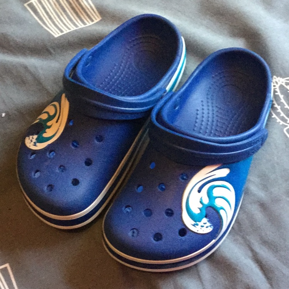 Crocs